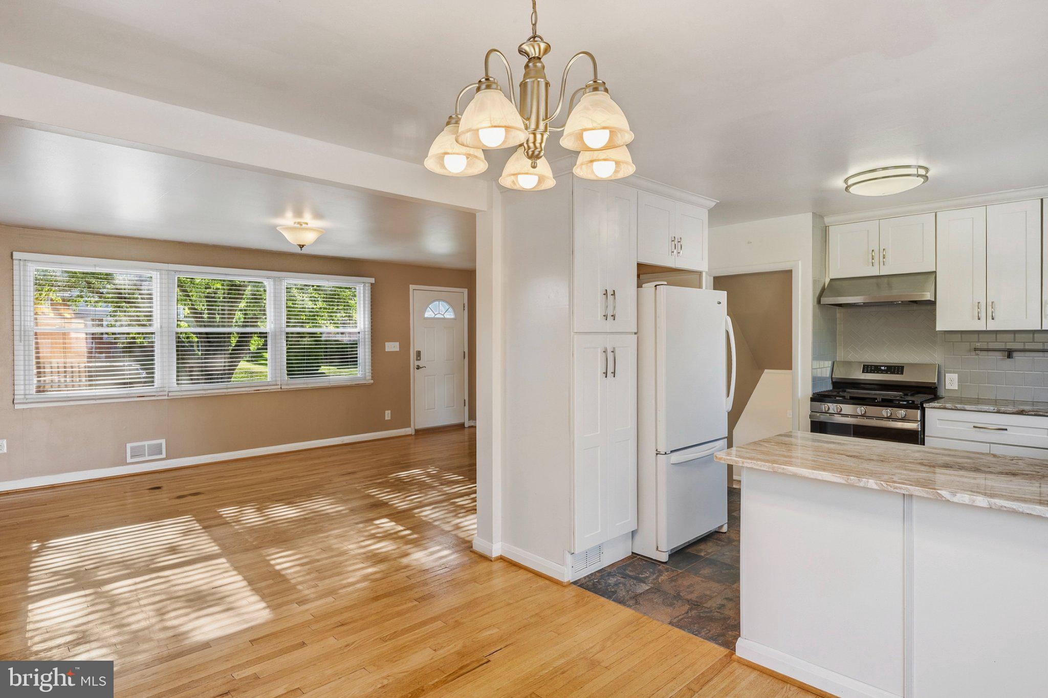 312 Orley Road Catonsville, MD 21228 - Photo 5 of 36 Dining / Kitchen / Living