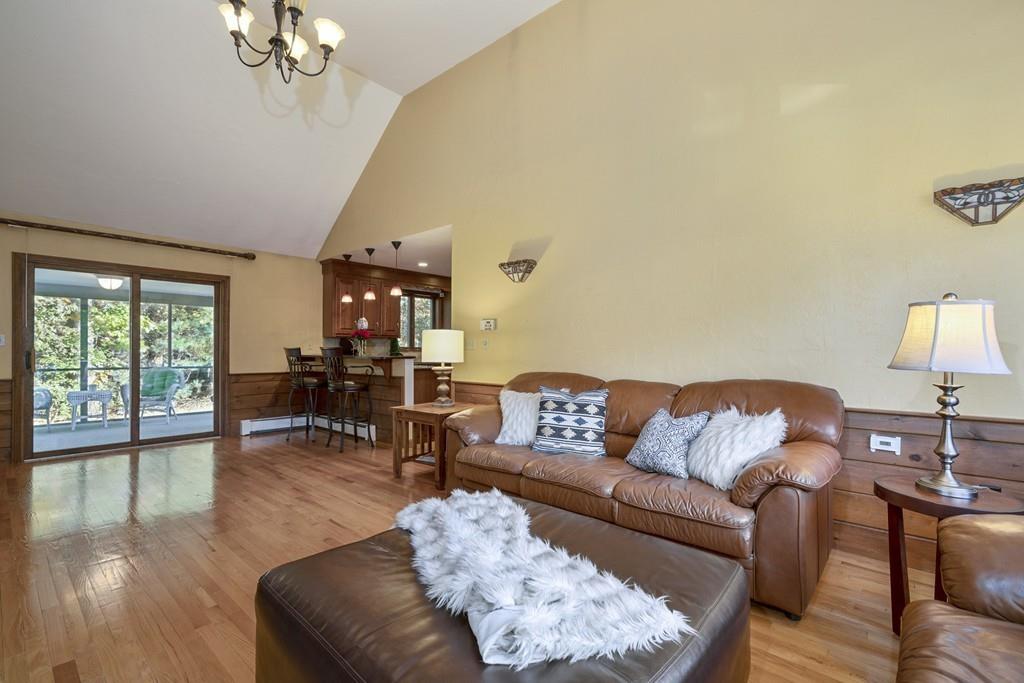 43 Ledgetree Road Medfield, MA 02052 - Photo 8 of 23 Gallery Image 8