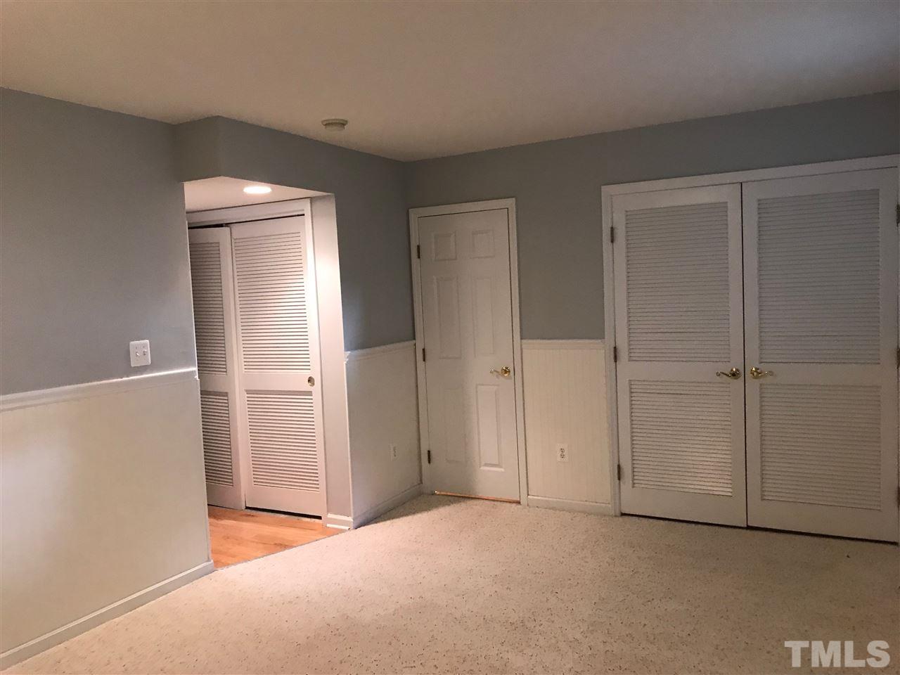 5506 Vista View Court Raleigh, NC 27612 - Photo 6 of 24 Gallery Image 6