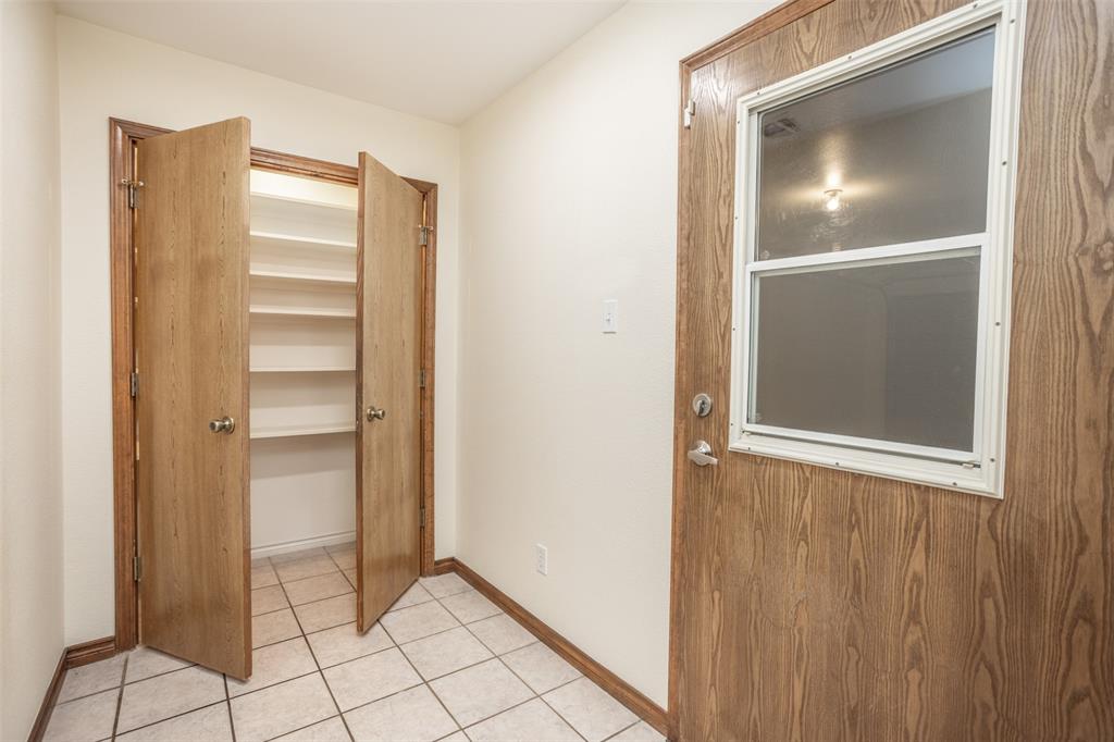 292 Old Spanish Trail Valley View, TX 76272 - Photo 13 of 40 Extra large Laundry Room with Pantry!