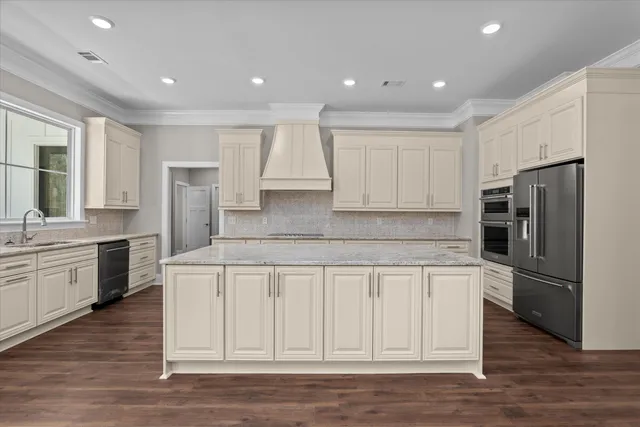 $799,900 | 107 Bent Oak Road, Clarks Hill, SC 29821