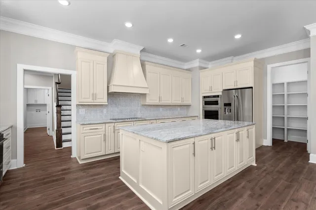 $799,900 | 107 Bent Oak Road, Clarks Hill, SC 29821