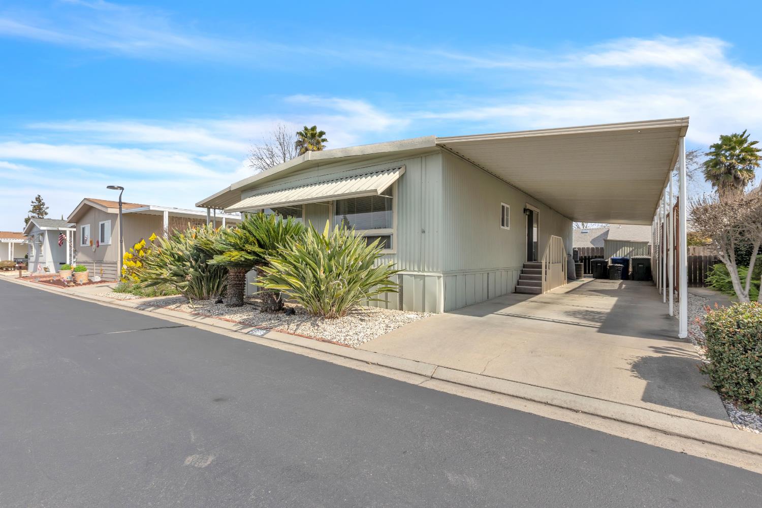 3816 Moana Way Modesto, CA 95355 - Photo 3 of 31