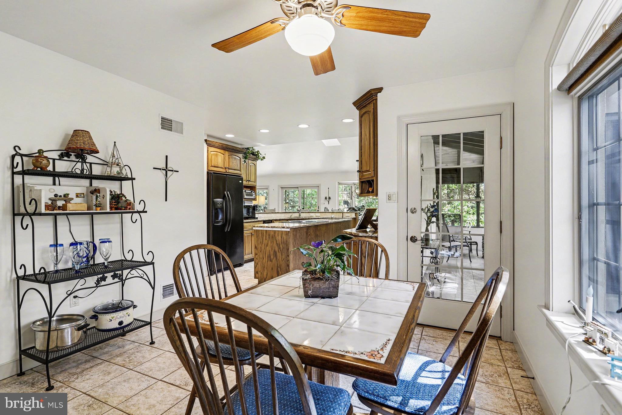 615 West 3rd Avenue Lititz, PA 17543 - Photo 17 of 48