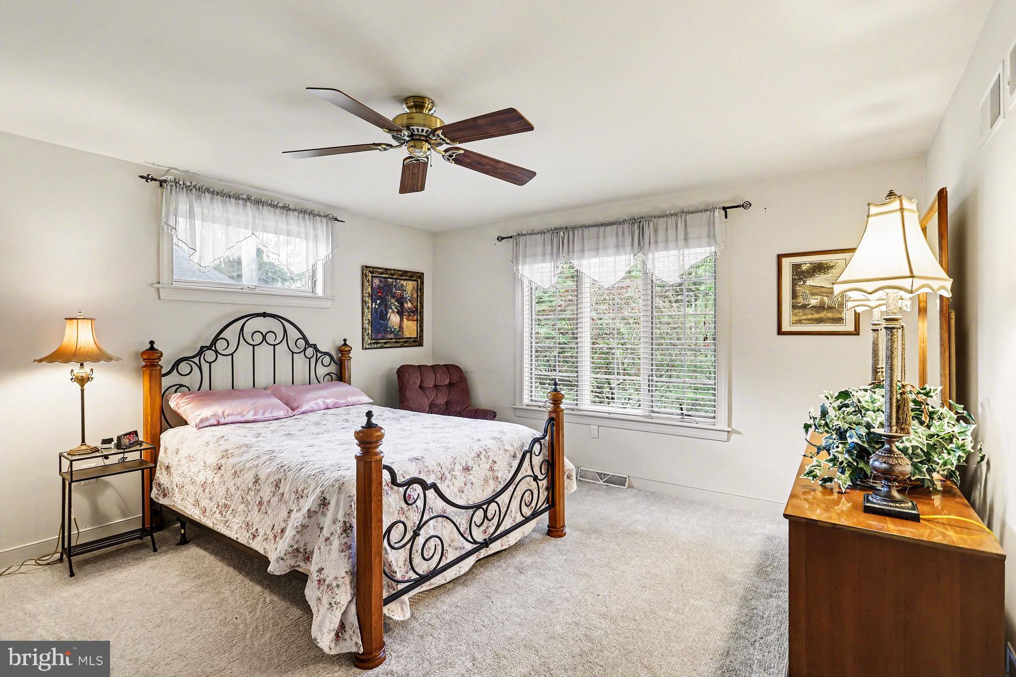 615 West 3rd Avenue Lititz, PA 17543 - Photo 19 of 48