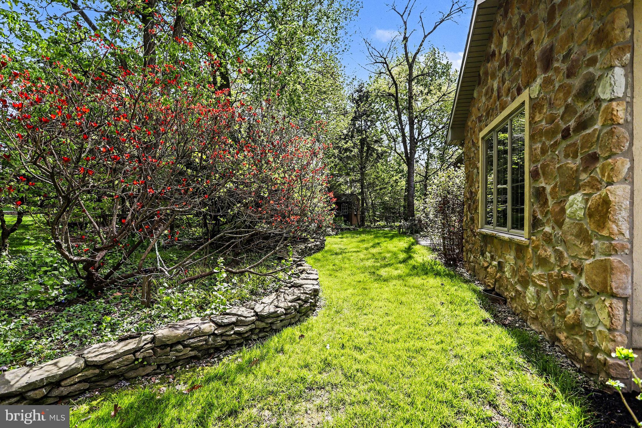 615 West 3rd Avenue Lititz, PA 17543 - Photo 34 of 48