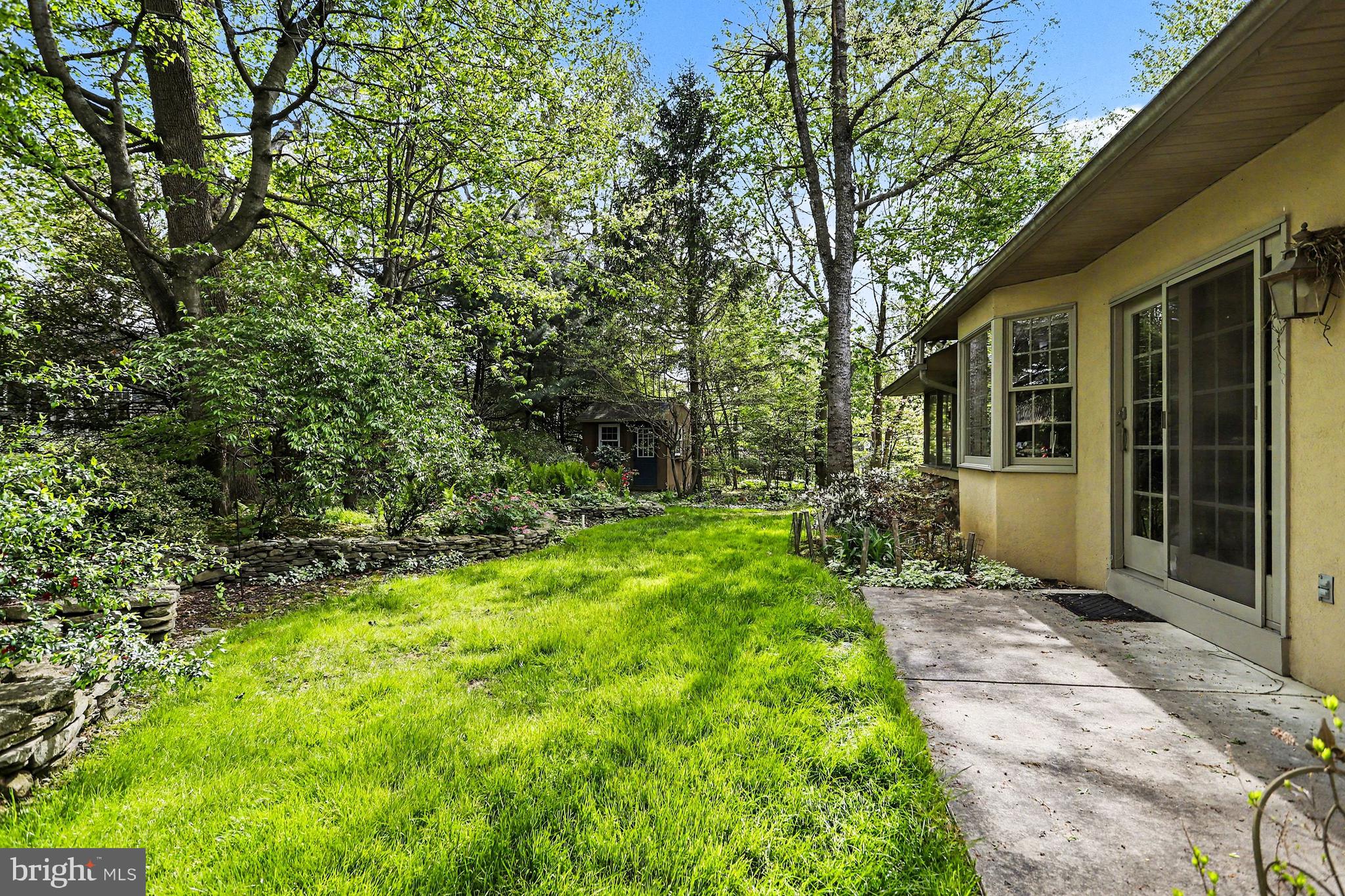 615 West 3rd Avenue Lititz, PA 17543 - Photo 35 of 48