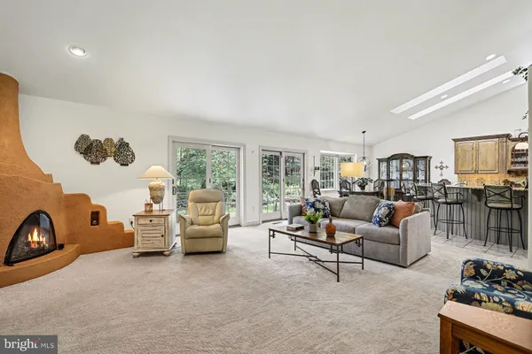 $575,000 | 615 West 3rd Avenue, Lititz, PA 17543