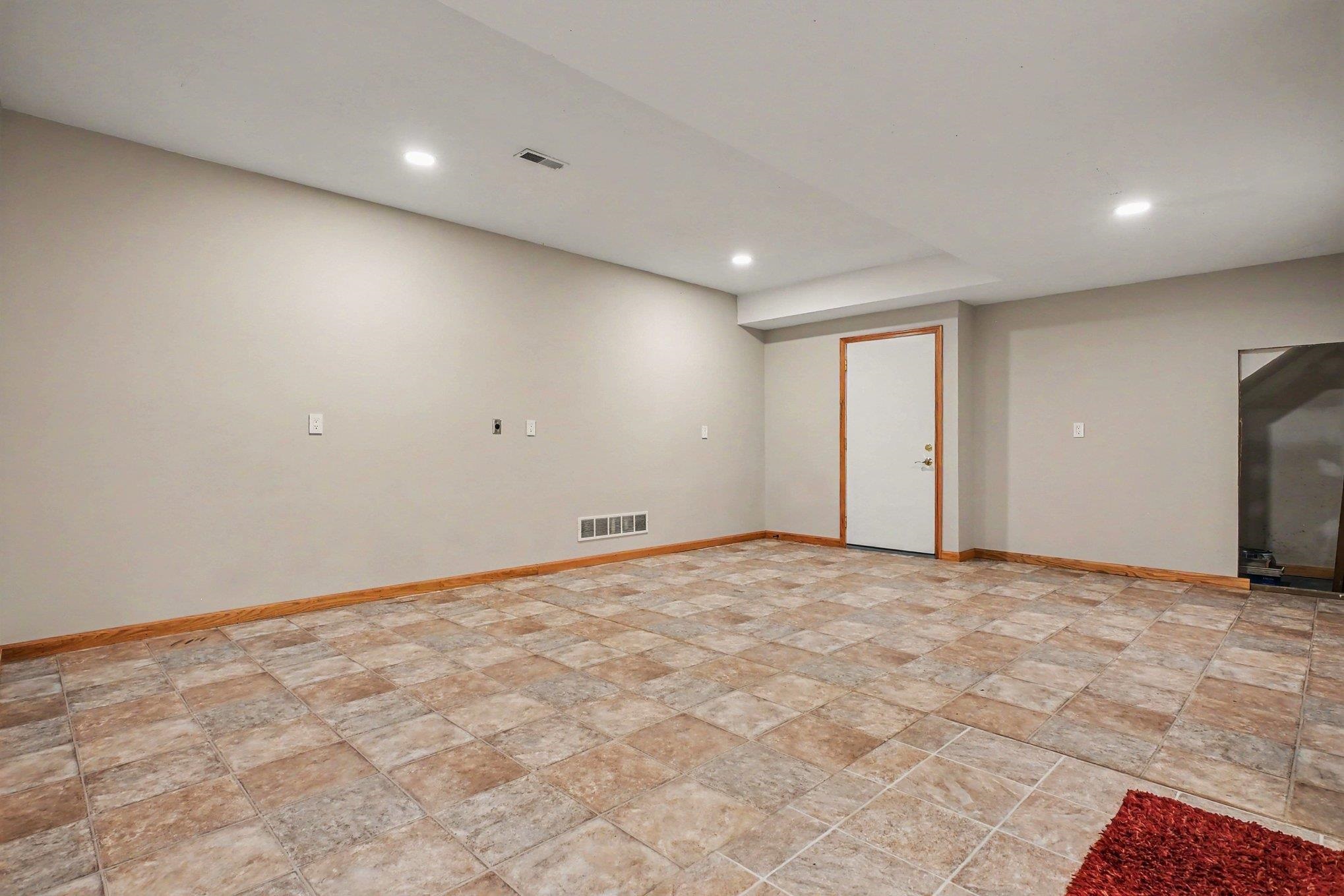 705 North River Road Bristol, IN 46507 - Photo 25 of 46 Gallery Image 25