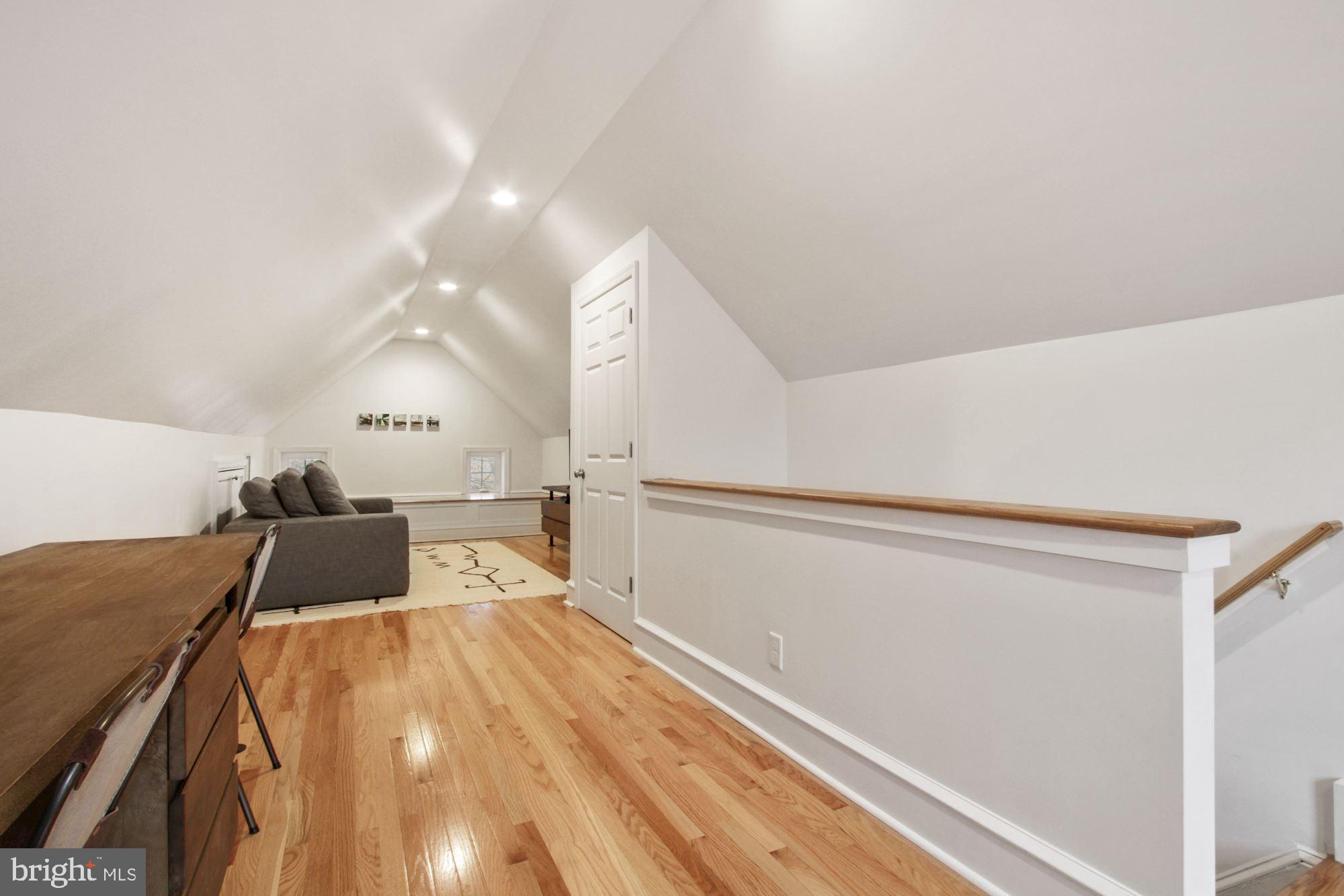 522 Cambridge Road Bala Cynwyd, PA 19004 - Photo 33 of 44 Gallery Image 33