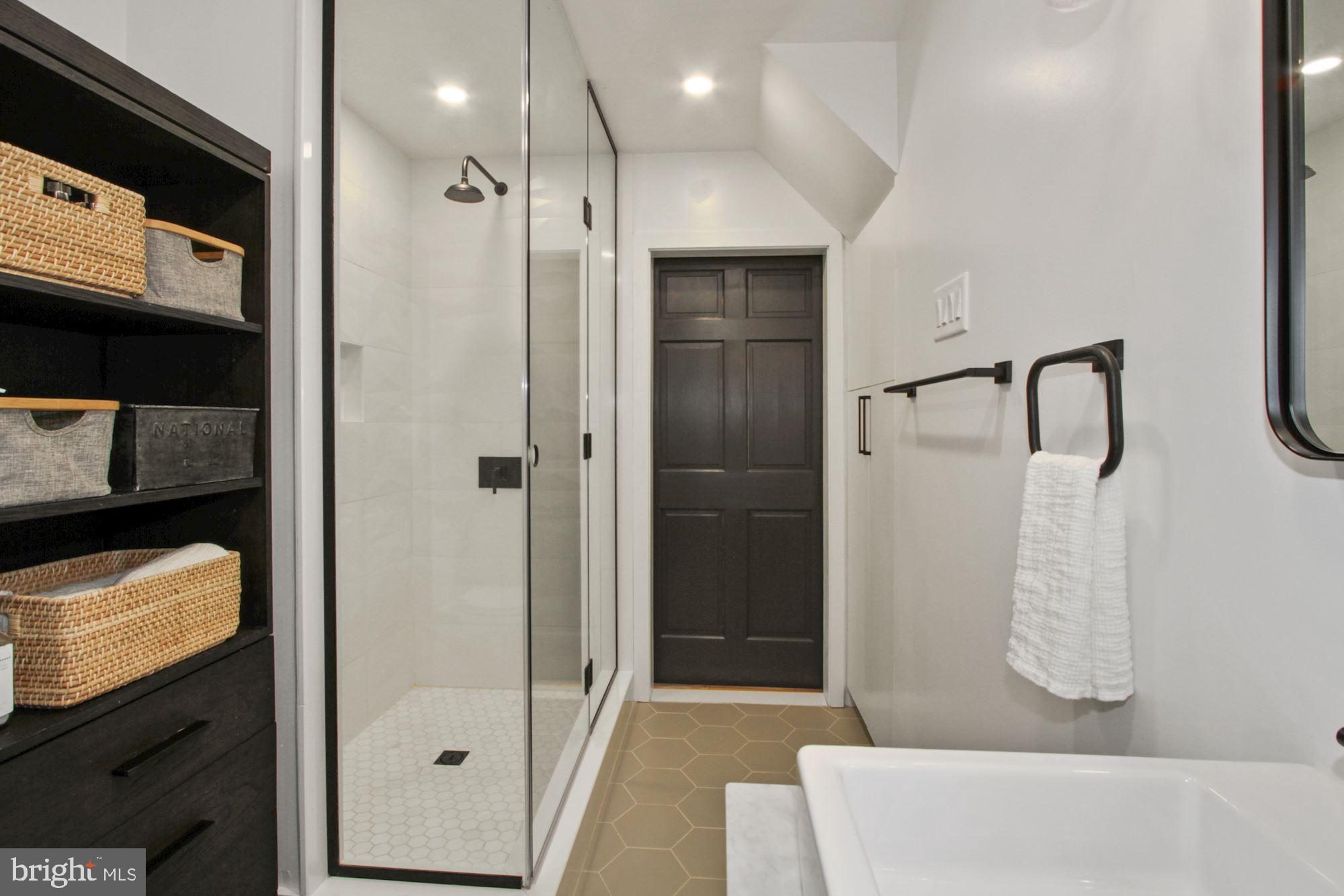 522 Cambridge Road Bala Cynwyd, PA 19004 - Photo 39 of 44 Gallery Image 39