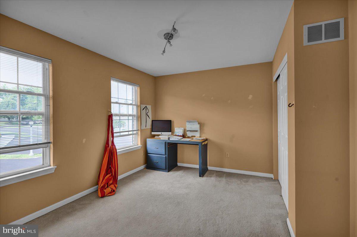 17 Charlemont Court Reading, PA 19607 - Photo 18 of 30