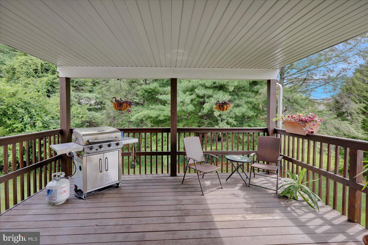 17 Charlemont Court Reading, PA 19607 - Photo 10 of 30