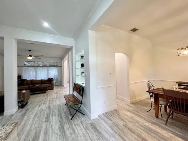 $2,650 | 14 Crestview Trail, Houston, TX 77082