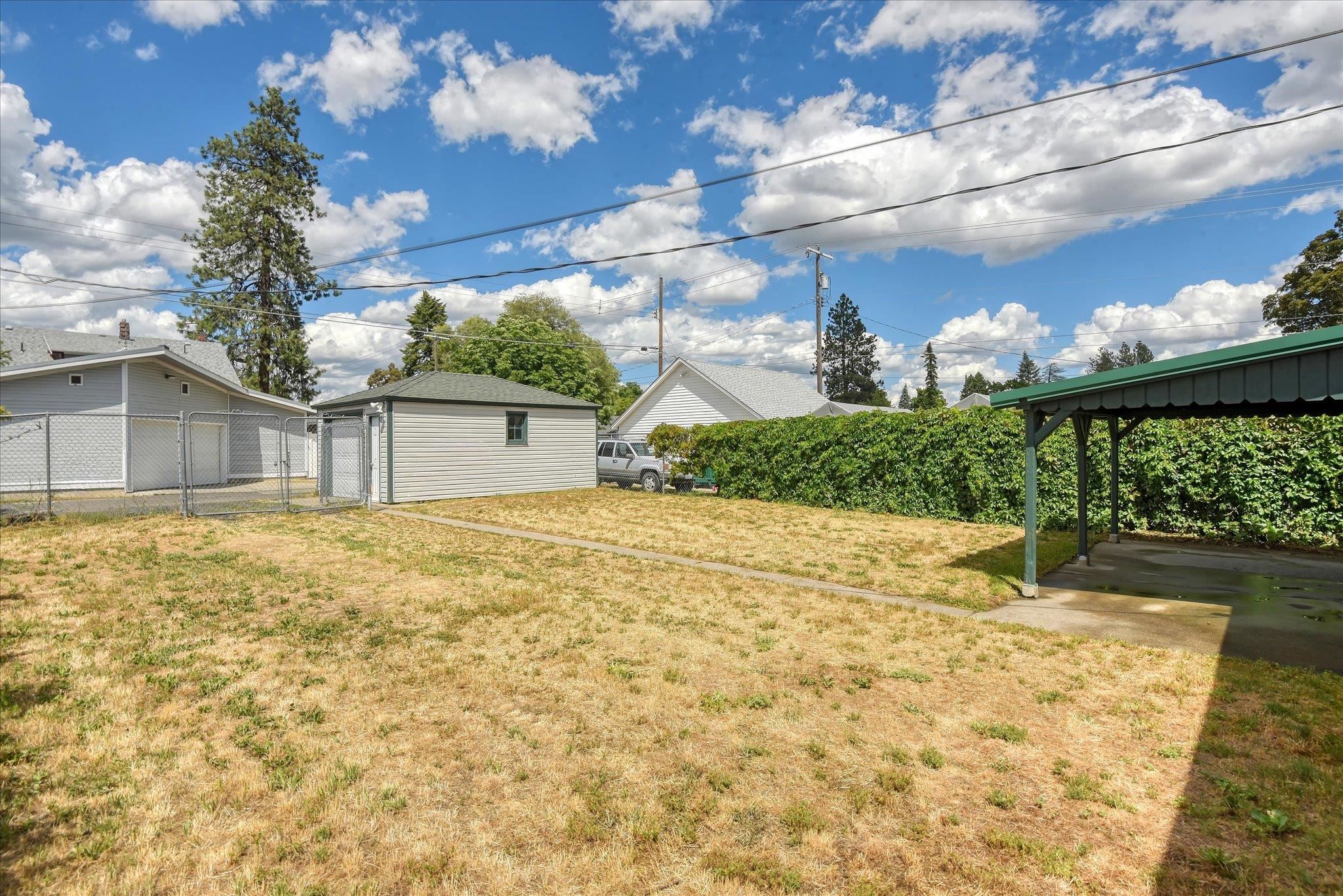 408 West Gordon Avenue Spokane, WA 99205 - Photo 39 of 44