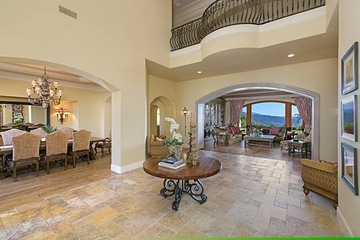 14155 Bryce Point Poway, CA 92064 - Photo 15 of 71