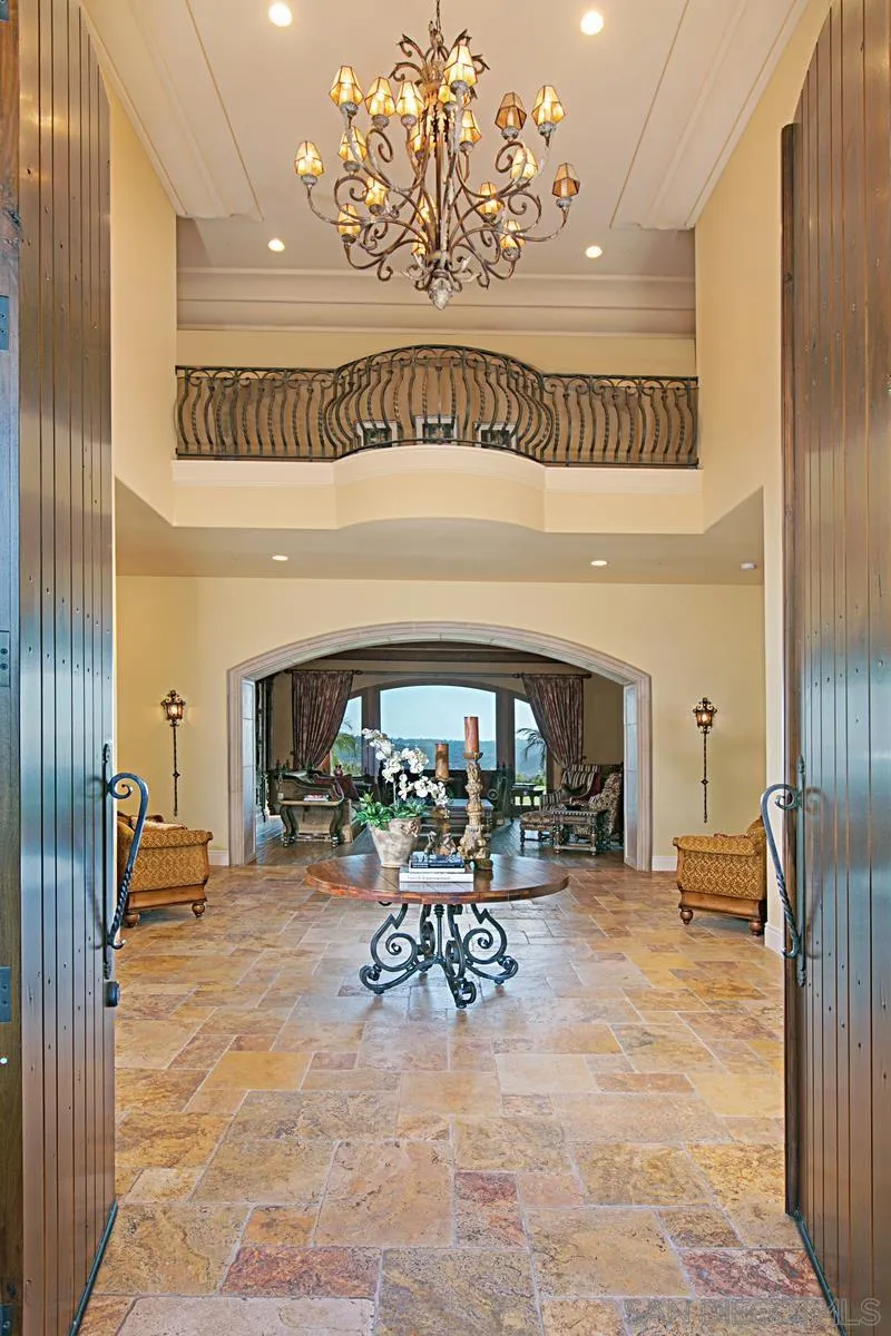 14155 Bryce Point Poway, CA 92064 - Photo 16 of 71