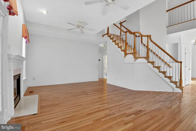 $1,135,000 | 4734 Feature Oak Way, Fairfax, VA 22032