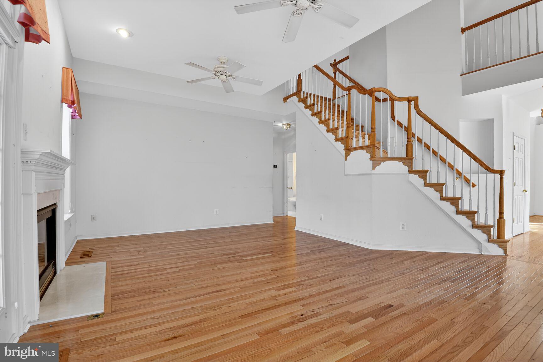 4734 Feature Oak Way Fairfax, VA 22032 - Photo 15 of 47 Family Room