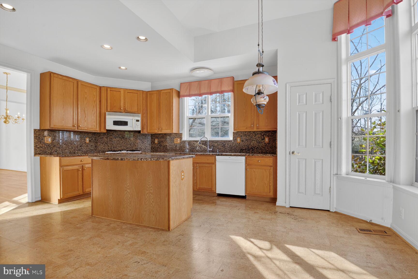 4734 Feature Oak Way Fairfax, VA 22032 - Photo 17 of 47 Kitchen w/Cork Floors