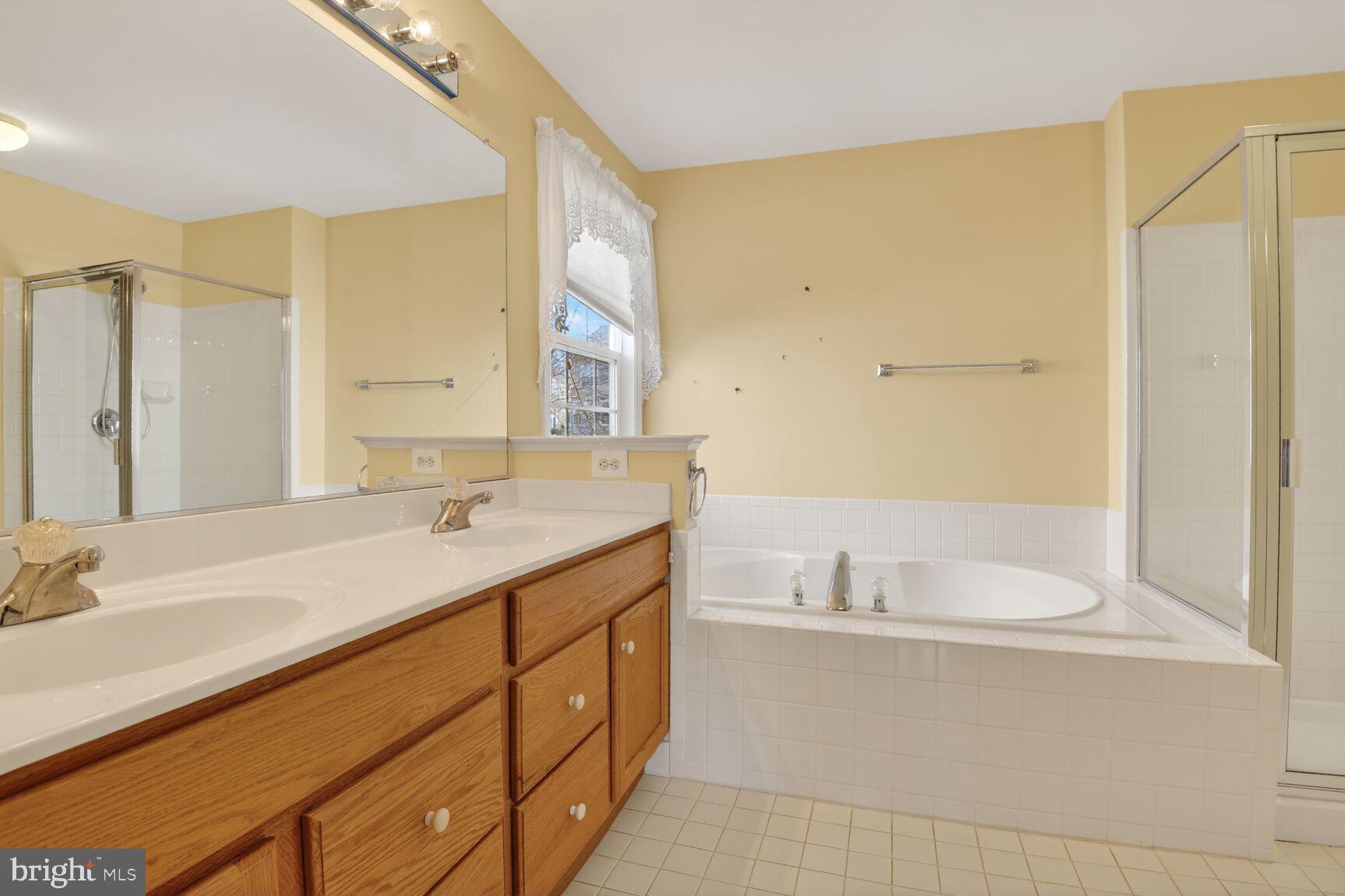 4734 Feature Oak Way Fairfax, VA 22032 - Photo 26 of 47 Bathroom