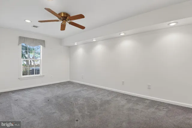 $1,135,000 | 4734 Feature Oak Way, Fairfax, VA 22032