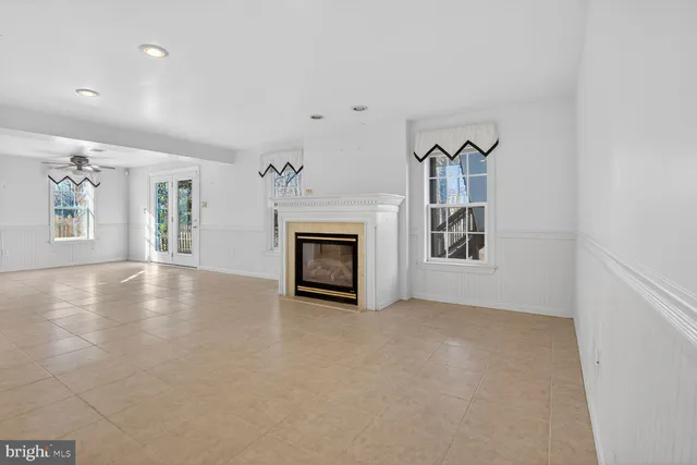 $1,135,000 | 4734 Feature Oak Way, Fairfax, VA 22032