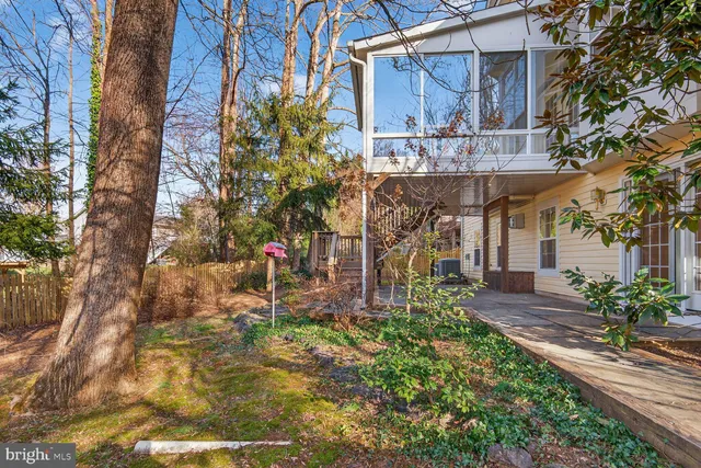 $1,135,000 | 4734 Feature Oak Way, Fairfax, VA 22032