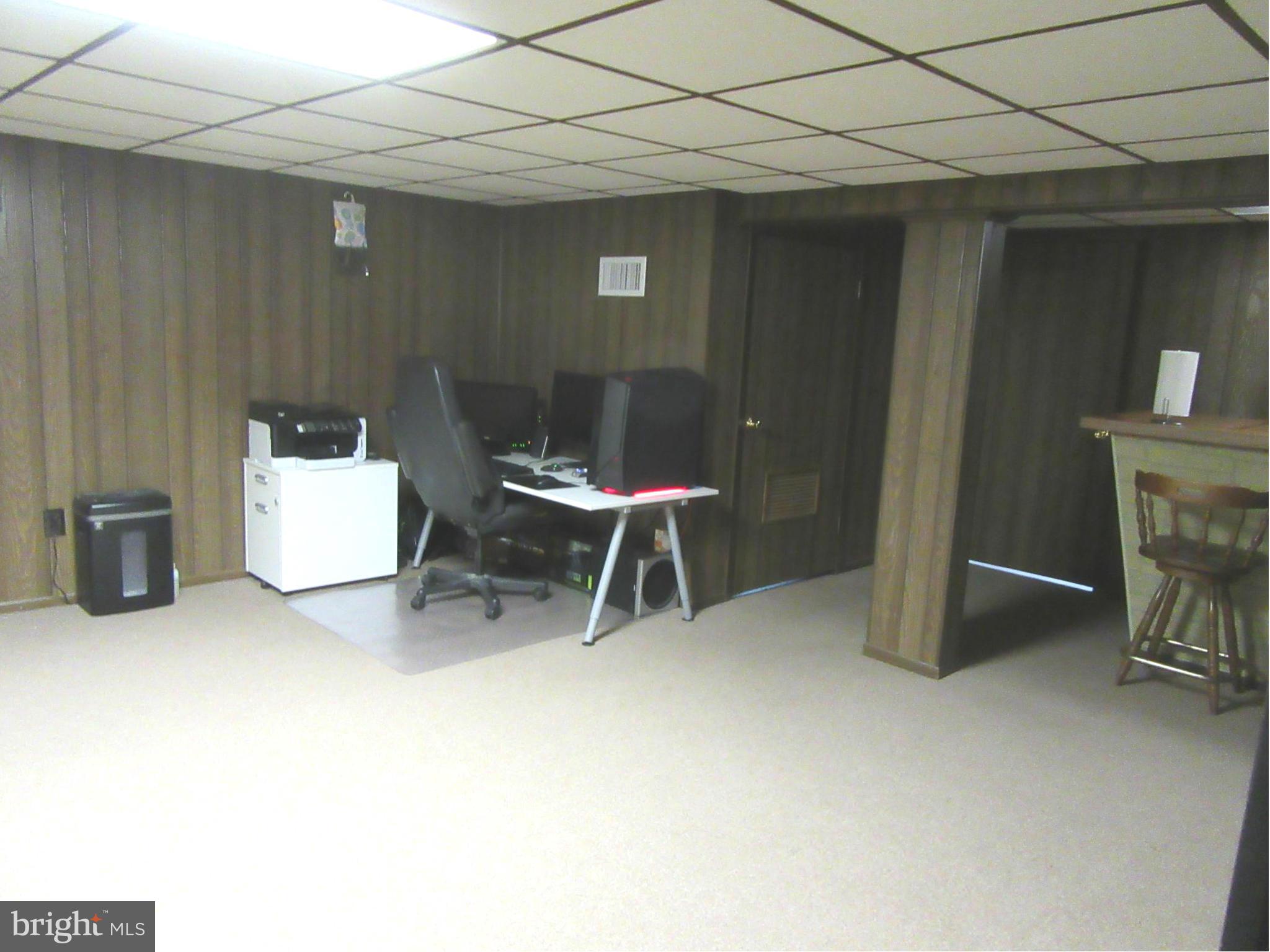 1726 Stokesley Road Baltimore, MD 21222 - Photo 18 of 23 a room with furniture and a table
