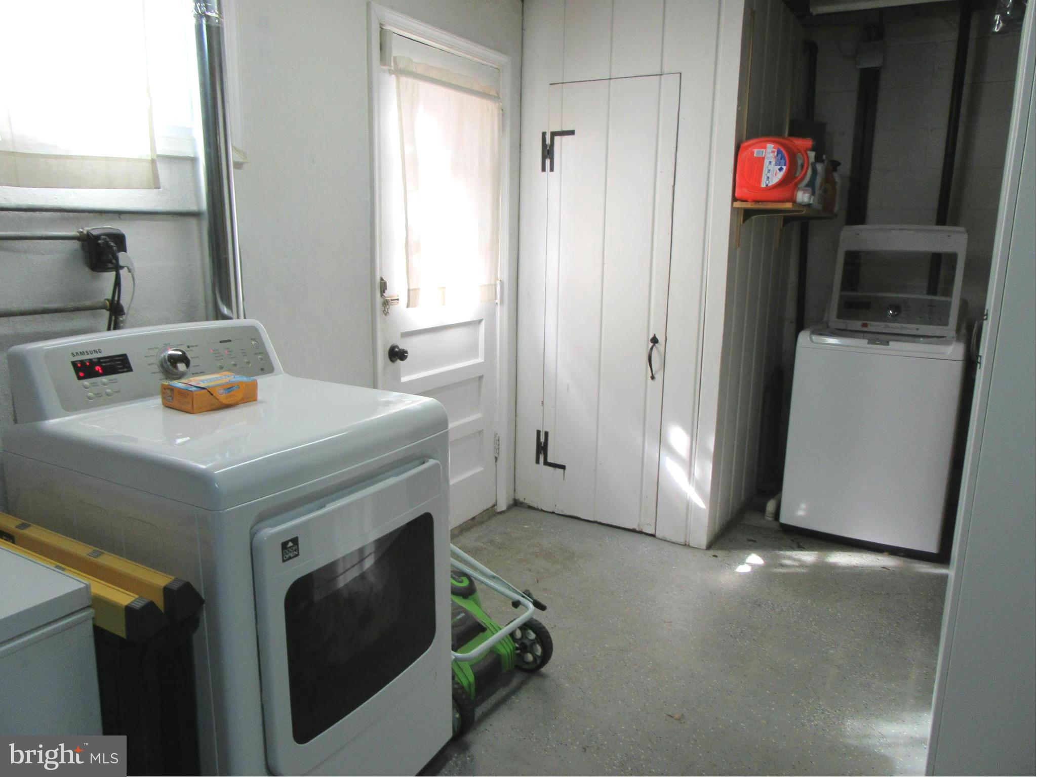 1726 Stokesley Road Baltimore, MD 21222 - Photo 19 of 23 a utility room with dryer and washer