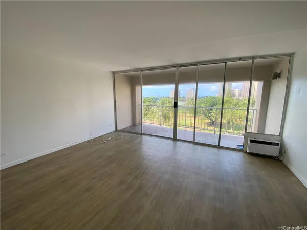 $3,000 | 430 Keoniana Street, Unit 308, Honolulu, HI 96815