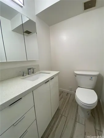 $3,000 | 430 Keoniana Street, Unit 308, Honolulu, HI 96815