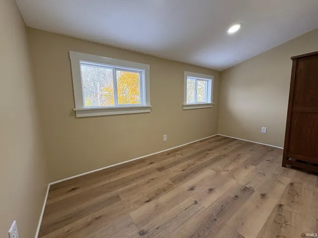 $238,500 | 1013 East Fairview Avenue, South Bend, IN 46614