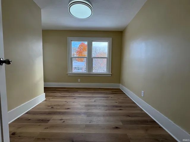 $238,500 | 1013 East Fairview Avenue, South Bend, IN 46614