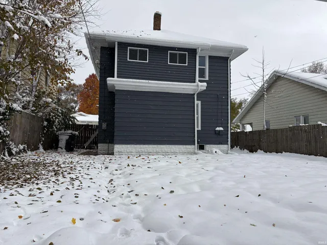 $238,500 | 1013 East Fairview Avenue, South Bend, IN 46614