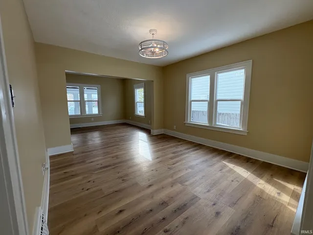 $238,500 | 1013 East Fairview Avenue, South Bend, IN 46614