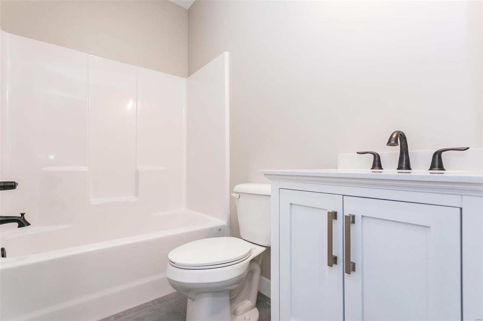 209 Ranchero Drive Hamel, IL 62046 - Photo 24 of 32