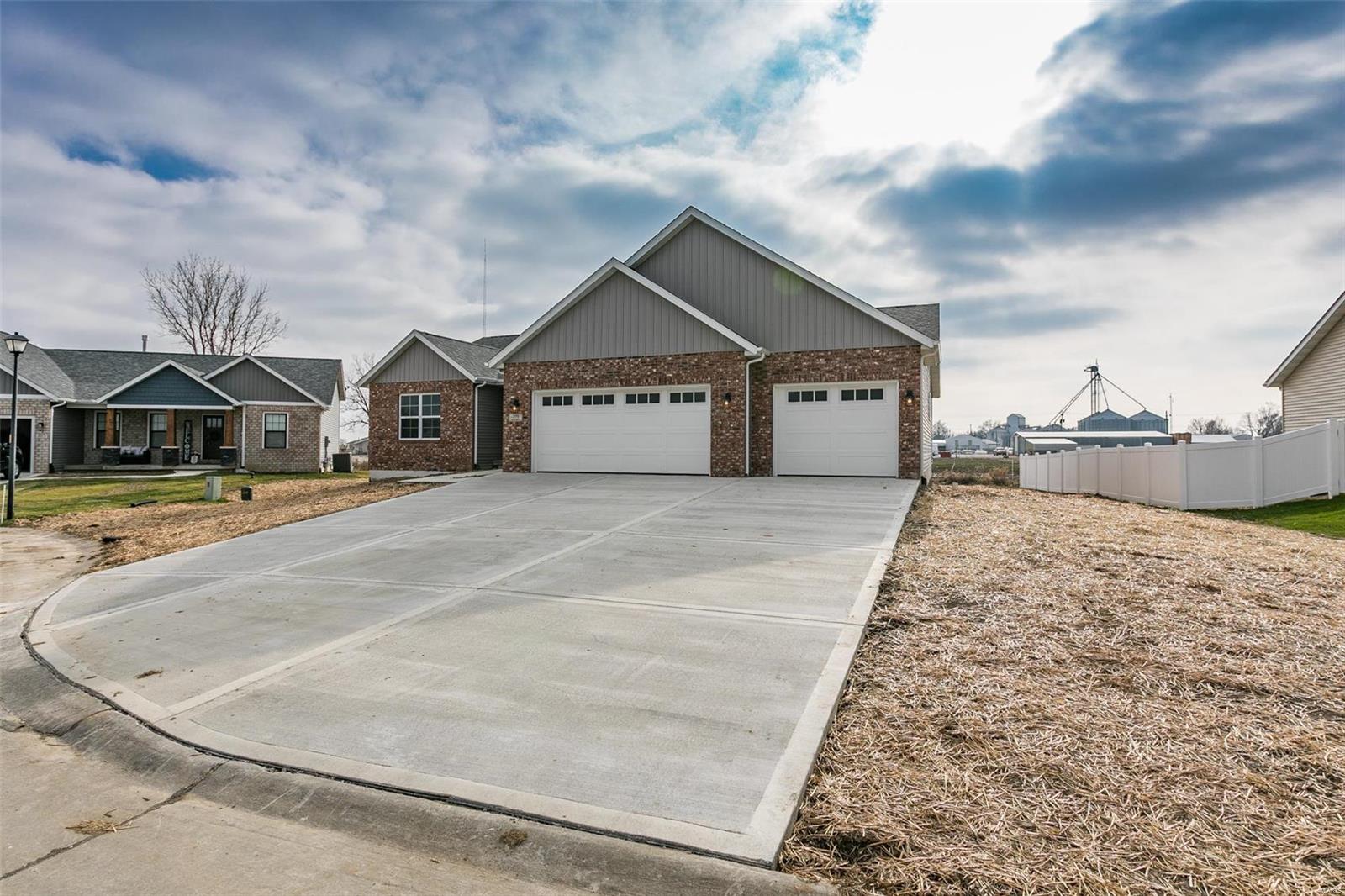 209 Ranchero Drive Hamel, IL 62046 - Photo 31 of 32