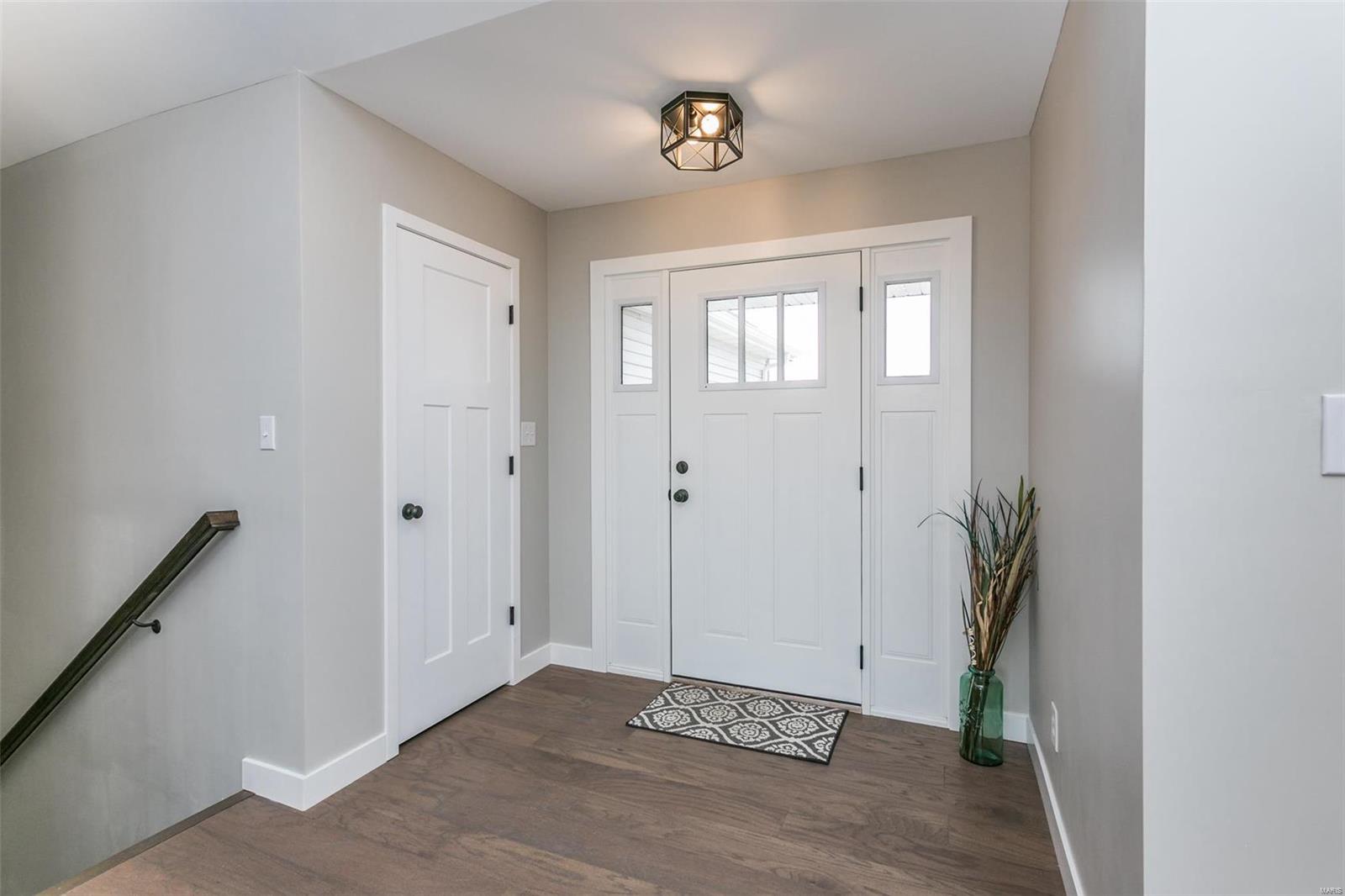 209 Ranchero Drive Hamel, IL 62046 - Photo 5 of 32