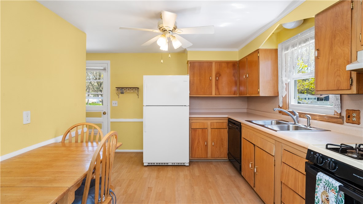 71 Evergreen Road North Kingstown, RI 02852 - Photo 25 of 50 Gallery Image 25