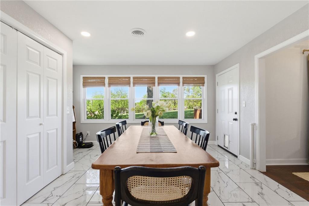 4402 South Phelps Road Independence, MO 64055 - Photo 14 of 33