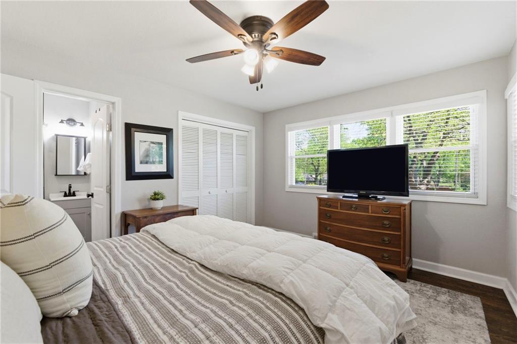 4402 South Phelps Road Independence, MO 64055 - Photo 21 of 33