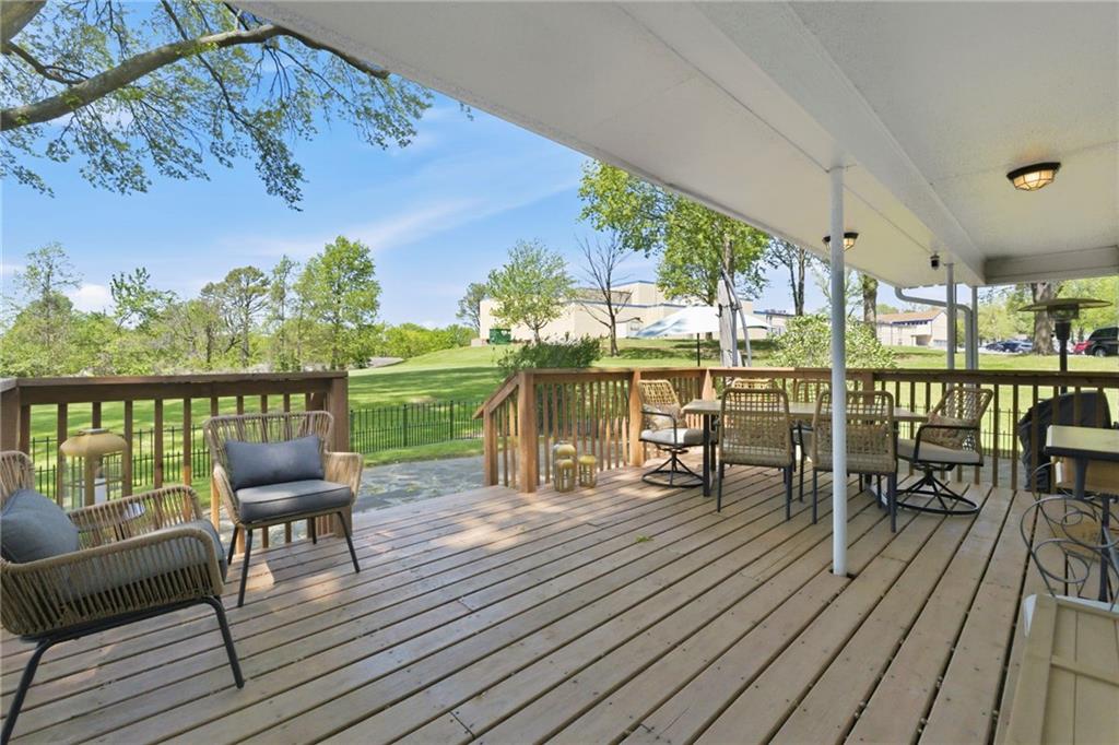 4402 South Phelps Road Independence, MO 64055 - Photo 27 of 33