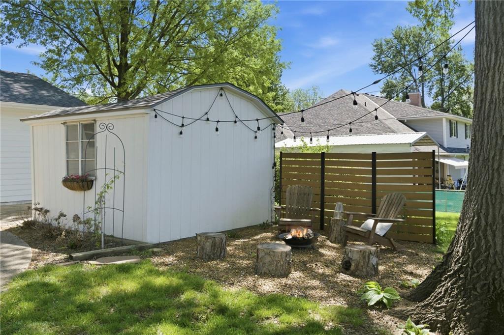 4402 South Phelps Road Independence, MO 64055 - Photo 30 of 33