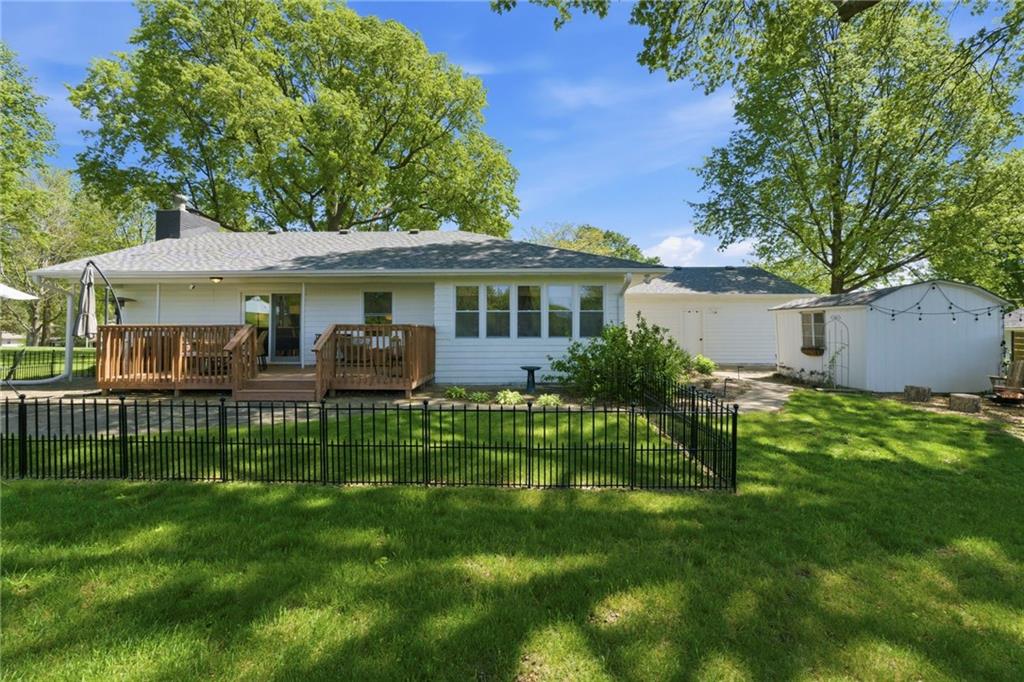 4402 South Phelps Road Independence, MO 64055 - Photo 32 of 33