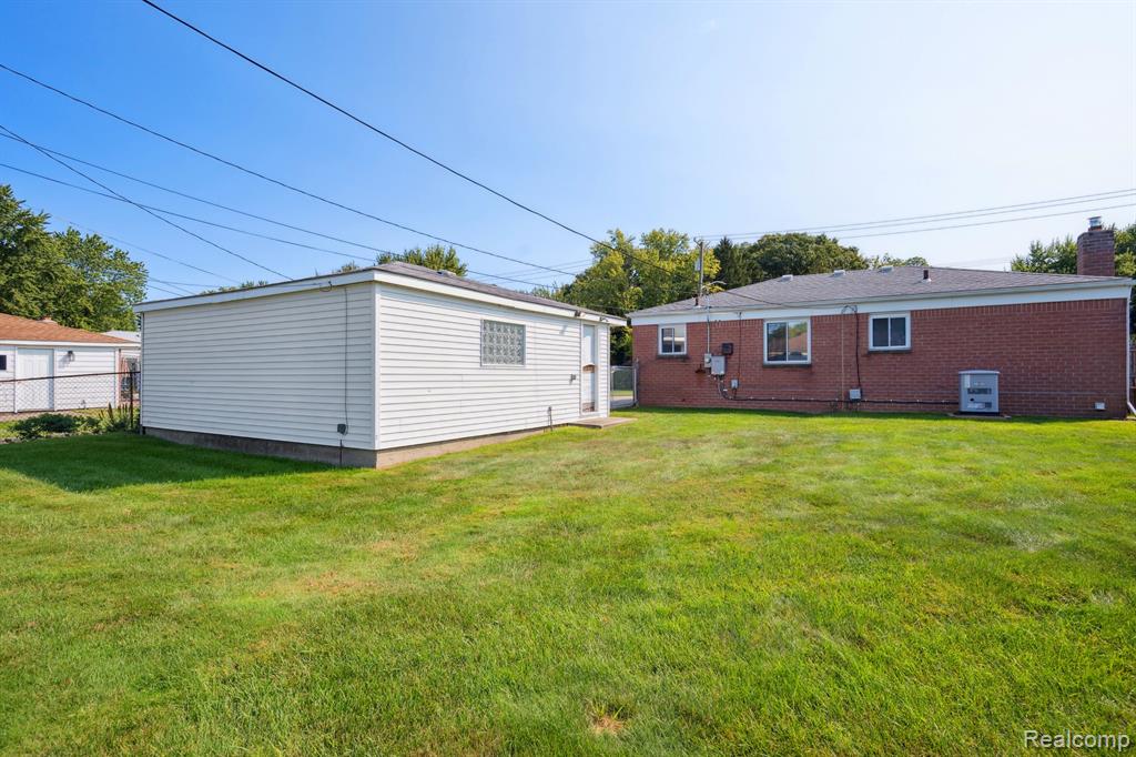 31665 Hayes Road Warren, MI 48088 - Photo 26 of 26