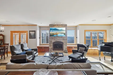 $1,250,000 | 4287 Gils, Cross Plains, WI 53528