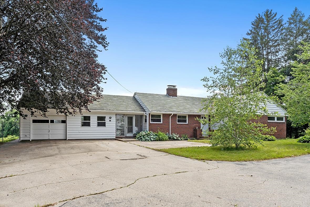 111 Barrett Road Greenville, NH 03048 - Photo 13 of 36