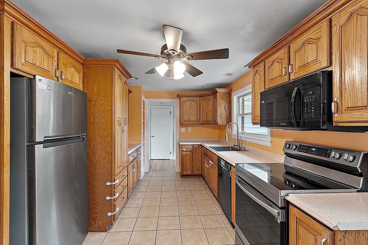 111 Barrett Road Greenville, NH 03048 - Photo 34 of 36