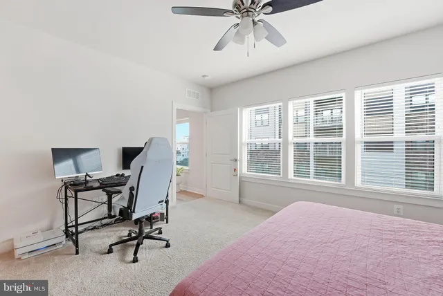 $2,800 | 46294 Mount Milstead Terrace, Unit 305, Sterling, VA 20164